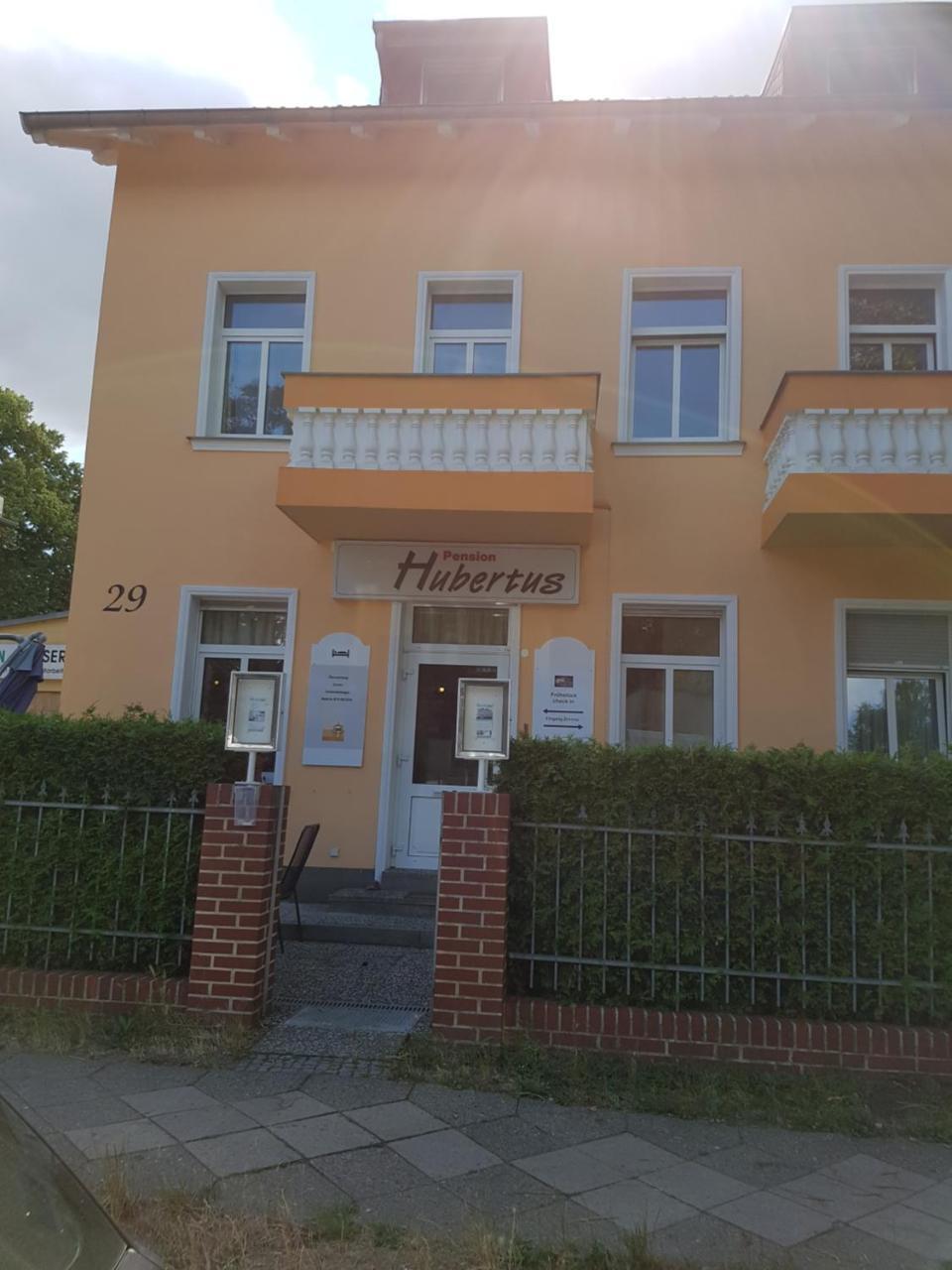 Pension Hubertus ベルリン エクステリア 写真